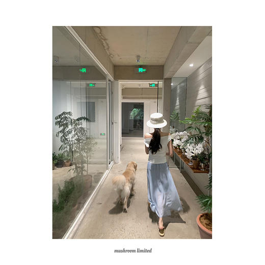 金蘑菇菇 斜肩与灵动感半裙的微妙感/ 荡领top+半裙 商品图4