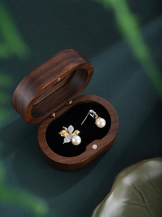 子佩集【娇妍誓约】银S925珍珠惜王妃耳钉【YE0980】三叶草镀金2602 商品图3