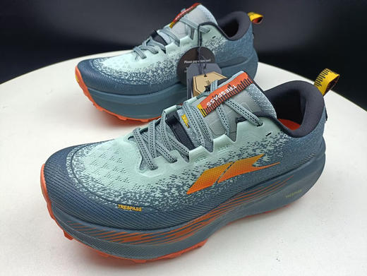 原单正品英国百年老牌子trespass
宽楦复古适合全地形越野运动鞋
码数40-45码，码数齐全
正常运动鞋尺码 商品图1