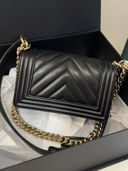 CHANEL leboy 小号 V纹 黑金 牛皮 链条包 商品图1
