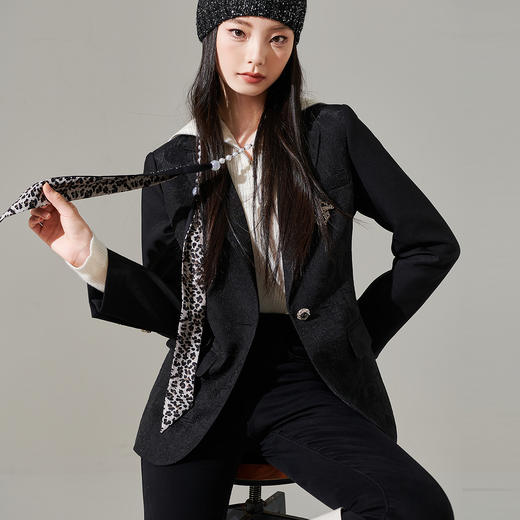 剩S 芳外新款英伦风气质西装外套轻奢一粒扣通勤外套女8T23CX1138 商品图1