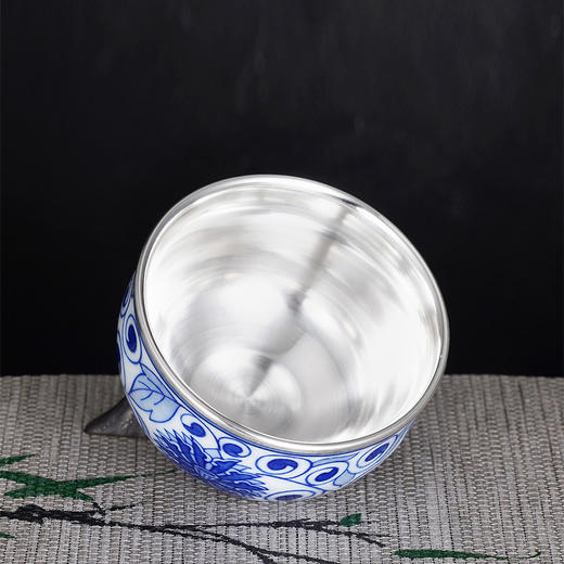 子佩集S990【清欢漫卷】摆件【QF004】纯银茶具青花藤蔓茶杯纯银内胆景德镇手绘2508 商品图4