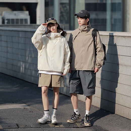 慕沙雪2026春夏轻薄透气连帽防晒衣外套男女同款宽松【猫人同厂】山系梭织防晒衣MR-YF2502 商品图3