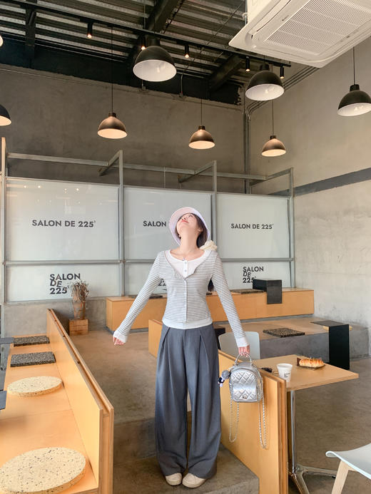 <曾小咸推荐>3.15现货秒杀 ！微信超特价！西装裤 秒杀89.99！！韩系灰白条纹假两件t 日常159.99 立减90 秒杀69.99！！ 商品图14