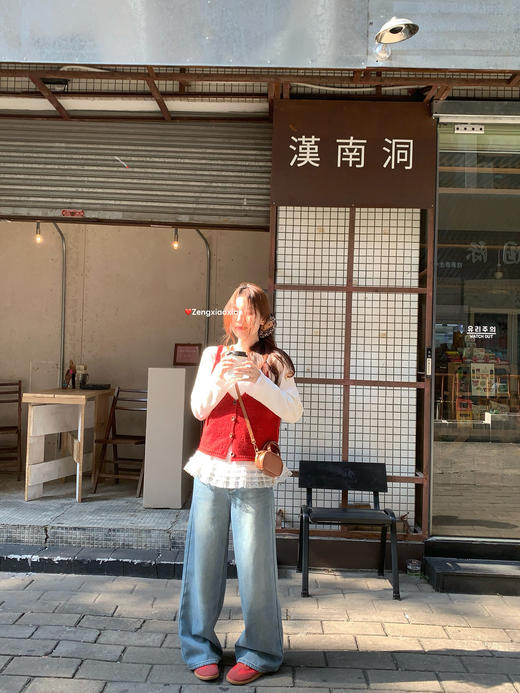 <曾小咸推荐>3.16现货秒杀 ！微信超特价！韩系蕾丝下摆t恤 日常159.99 立减80 秒杀79.99！红色马甲 秒杀59.99！加绒牛仔裤 秒杀99.99！ 商品图5