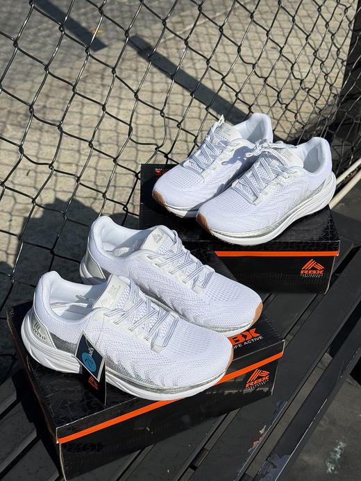 外贸出口滞留订单❗️抵债货速度来抢‼️【清仓！美国运动品牌RBX女士运动小白鞋BTWH-13504】 美国运动品牌RBX女士运动小白鞋轻便❗️防滑❗️徒步马拉松跑鞋 商品图6