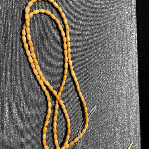 100元/条橄榄核米珠 商品图0