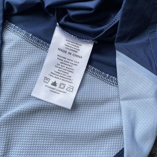 正品FJ男士高尔夫外套  夹克 春秋款
只有S 码，胸围108。适合130-150斤左右 商品图9