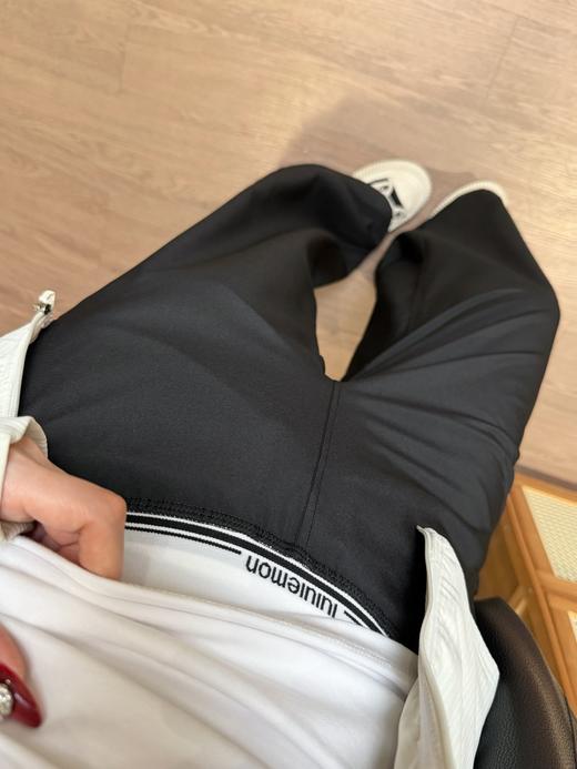 点此购买 lulu露露Swift春夏季女士高腰速干阔腿裤 ye 342351 商品图9