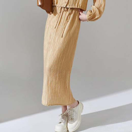 剩S 芳外春季新款肌理感褶皱质感半身裙百搭弹力直筒显瘦裙子0075 商品图2