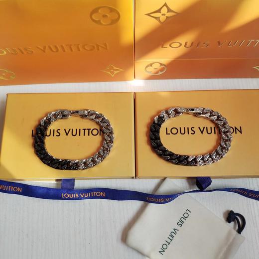 F031422黑银拼色古巴手链简约设计精钢白金限定老花手链 商品图0