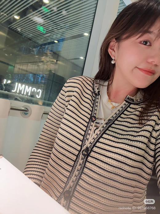 314-10 渠道圆正 雕 26ss经典海军蓝条纹开衫 商品图11