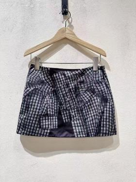 女款格纹短裙he
