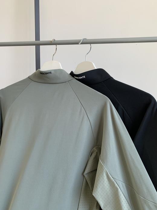 点此购买 迪桑特TRAINING系列春秋季男士长袖针织衫 bk 342316 商品图10