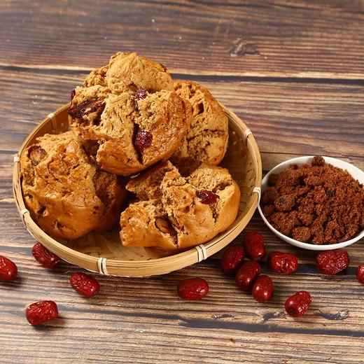 【真材实料❗️红糖红枣开花馒头】每一口都能吃到饱满红枣颗粒，蒸制后自然裂开，外观蓬松饱满，馒头体蓬松柔软，入口温润不噎喉，手撕不掉渣同款红糖开花馒头早餐加热即食半成品食品QQ 商品图4