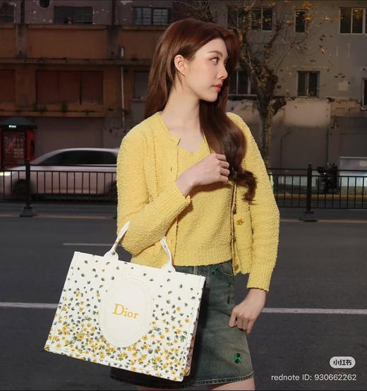 314-8 渠道圆正 雕 26ss进口纱香风两件套 商品图4