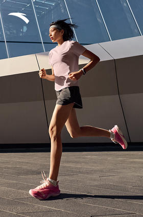 安踏跑步运动短裤女士2026夏季新款透气凉感训练三分裤162625304