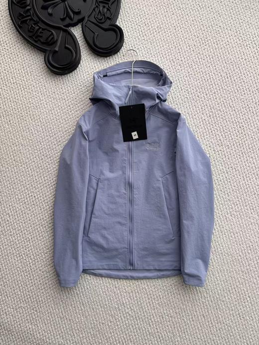 点此购买 始祖鸟GAMMA HOODY春秋季女款软壳衣 LL 342281 商品图3