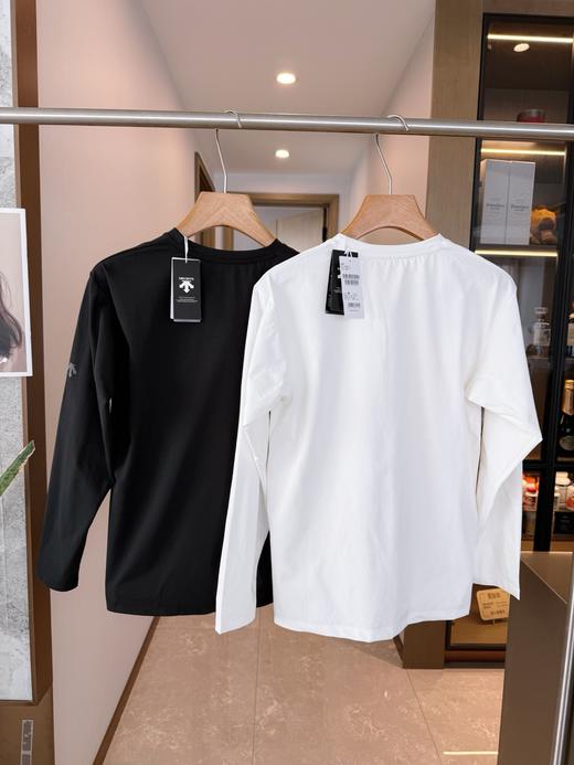 点此购买 迪桑特ALLTERRAIN 81系列男士天花板级长袖T恤 bk 342292 商品图1