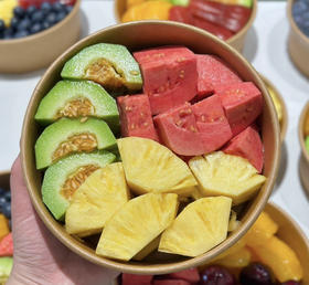 【鲜果切】芭乐凤梨羊角蜜三拼（750ml）