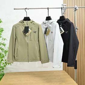 F031475户外防风防水雨软壳刺绣连帽夹克冲锋衣