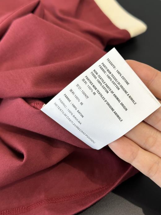 点此购买 缪缪春夏季女士撞色领红色短袖T恤 ye 342336 商品图6