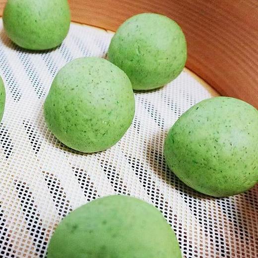 【甜久荟 春季手工艾叶青团】就是为了那一口春天的味道 传统点心 拒绝超市科技青团 没有添加剂 皮Q馅足  “春天吃一草 百岁不显老” 预定款 顺丰3月20日 3月25日 4月1日统一发货 提前2天截单 商品图6