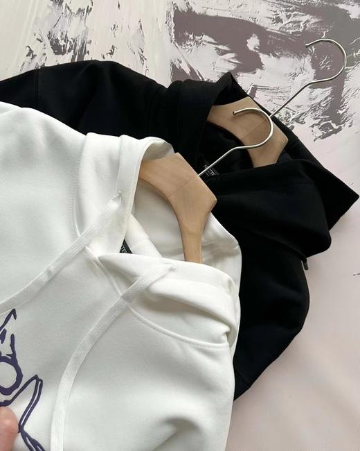 F031453撞色Logo印花秋季情侣款纯色连帽宽松套头卫衣 商品图6