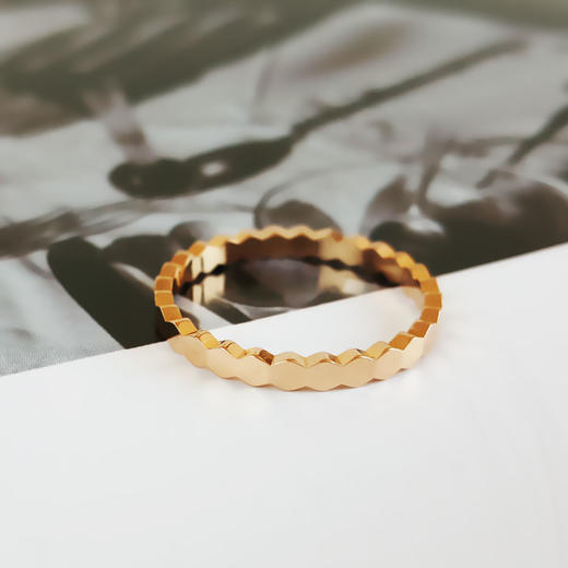 【95新】CHAUMET尚美Bee de Chaumet爱·巢系列081931玫瑰金无钻蜂巢戒指53号女士070326NJ12 商品图5