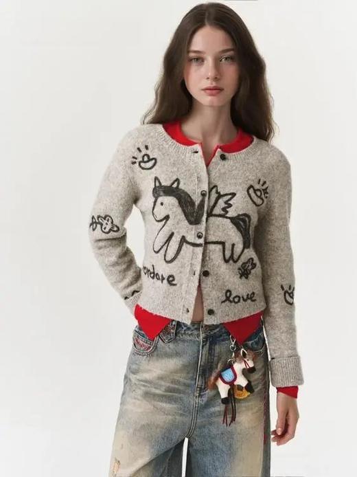 【马年限定款刺绣针织开衫】童趣小马图案+宽松的版型设计，轻松打造随性慵懒的时髦感，无标发货WD 商品图3