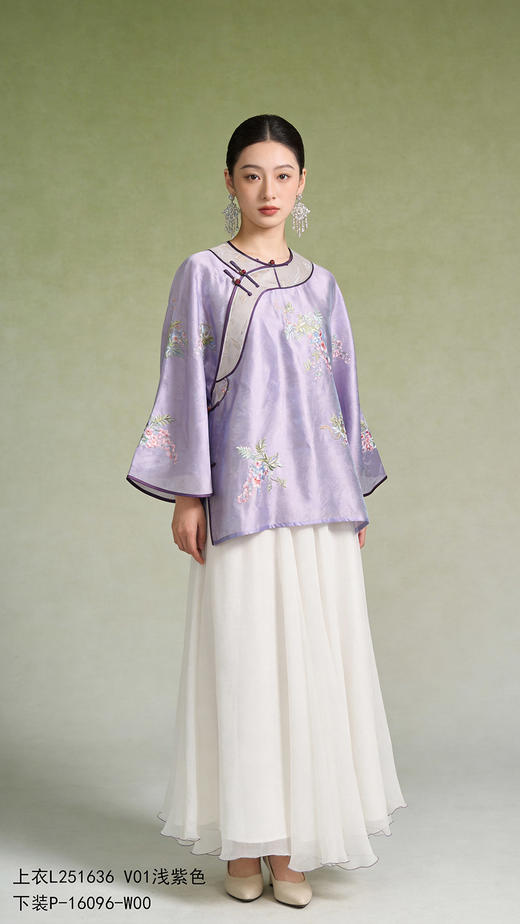 L251636上衣 商品图1