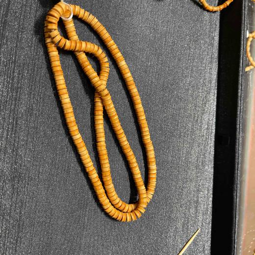 150元/条橄榄核短竹节车轮珠 商品图0