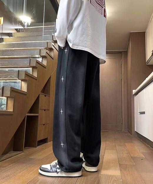 F031433春秋新款情侣侧边十字架串形水洗卫裤运动休闲运动拖地裤 商品图4