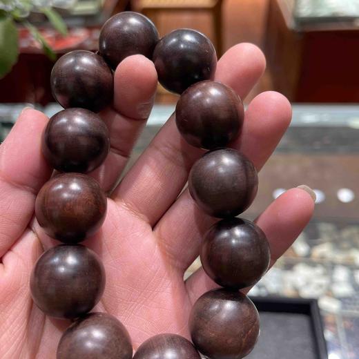 2000元/条小叶紫檀瘤疤手串 商品图2