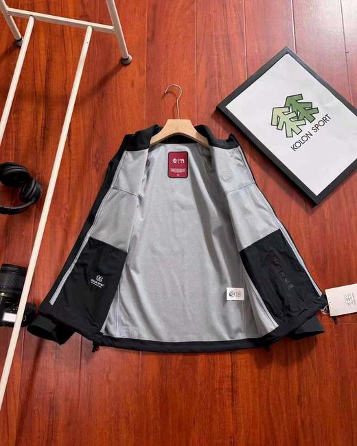 F031411马年限定款软壳衣情侣款防水防风透湿全压胶硬壳冲锋衣男外套 商品图6