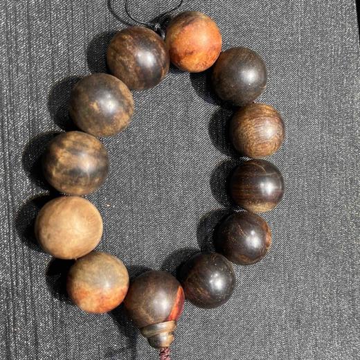 380元/串血龙木手串 商品图0