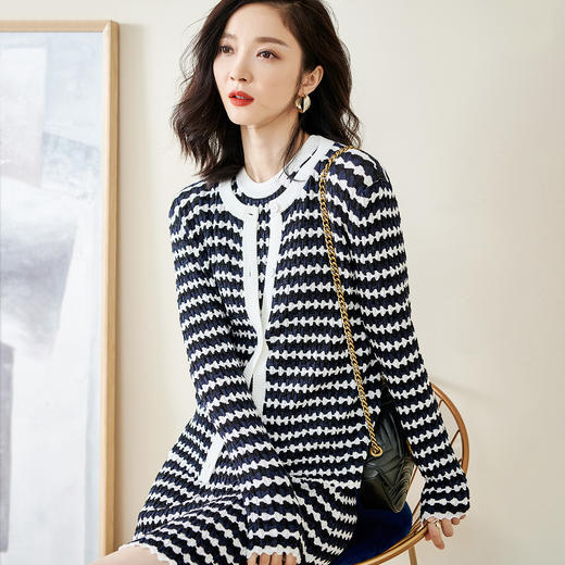 剩S/L 米思阳撞色针织开衫春秋新款修身外搭ins潮流毛衣女外套1322 商品图2