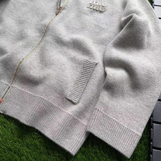 F031443暖色LOGO贴布绣羊毛翻领拉链长袖开衫外套 商品图3