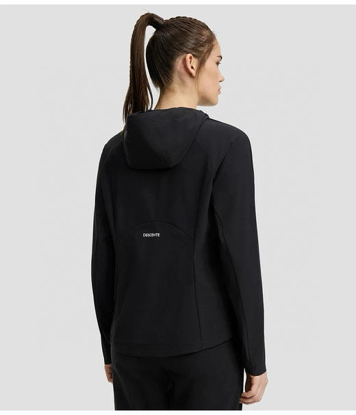 点此购买 迪桑特TRAINING系列TOUGH春秋季女士防泼水外套 ye 342324 商品图9