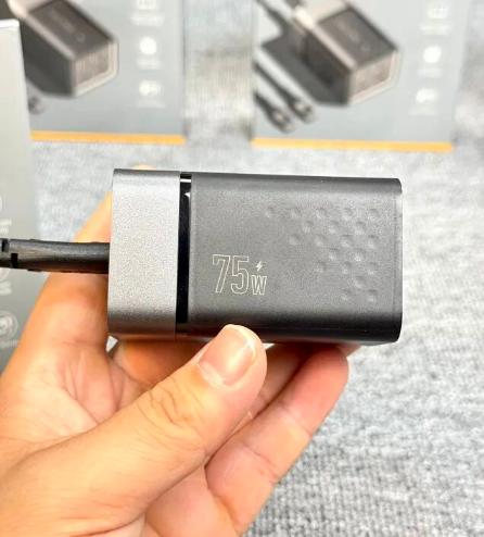 VOLTME 75W氮化镓五合一桌面充电站 商品图1