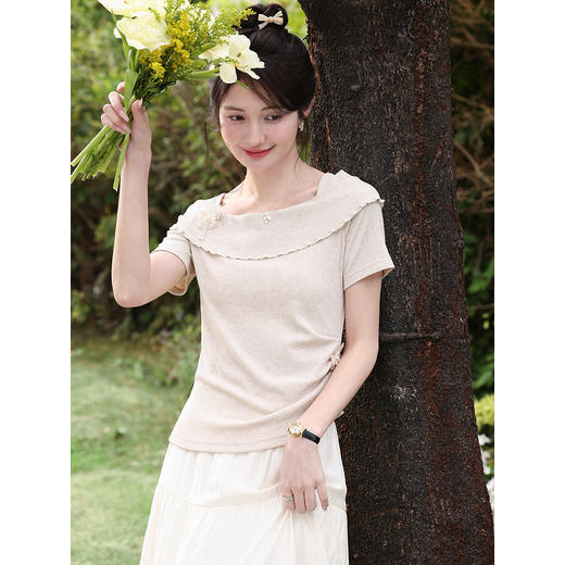 鹿向南「仙境之森」法式燕麦色一字肩短袖T恤女夏设计感显瘦上衣 商品图4