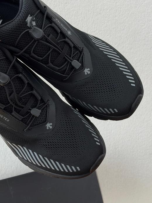 点此购买 迪桑特ENERZITE系列男款EASE GTX运动缓震跑鞋 dx 342254 商品图7