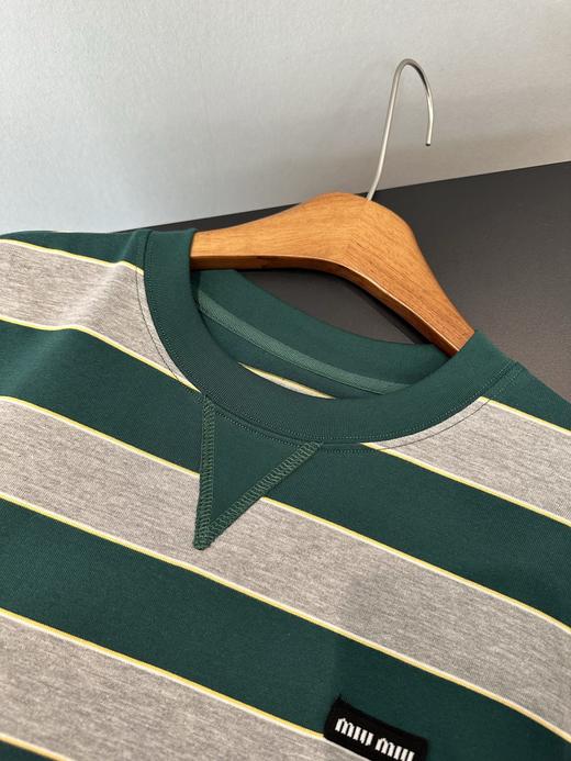 点此购买 缪缪春夏季女士绿灰条纹长袖T恤 ye 342345 商品图2