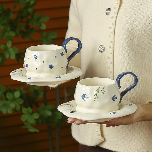 HY-1382/1383陶瓷咖啡杯+碟套装（颜色图案随机） 商品图1