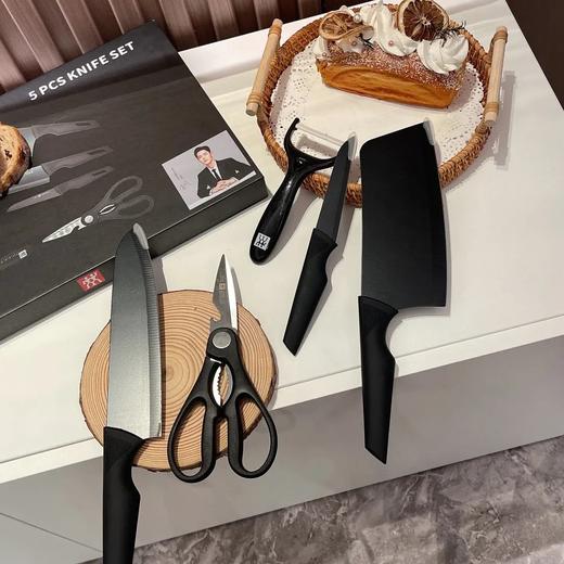 59.9秒双立人黑刀五件套德国进口不锈钢刀面经FRIODUR冰煅工艺处理，刀具抗腐蚀 韧性刀刃更持久锋利极低指头 商品图5