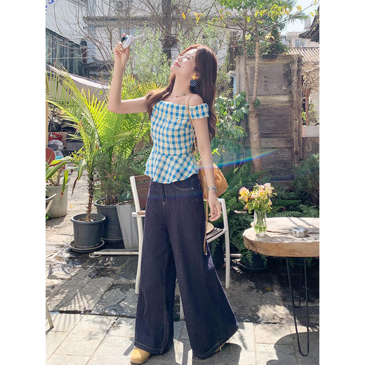 <曾小咸推荐>夏季甜美风一字肩短袖上衣 商品图3