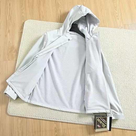 F031475户外防风防水雨软壳刺绣连帽夹克冲锋衣 商品图8