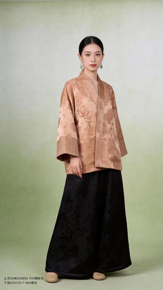 SSSW260085Q外套 商品图1