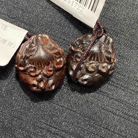 50元/个小叶紫檀背云