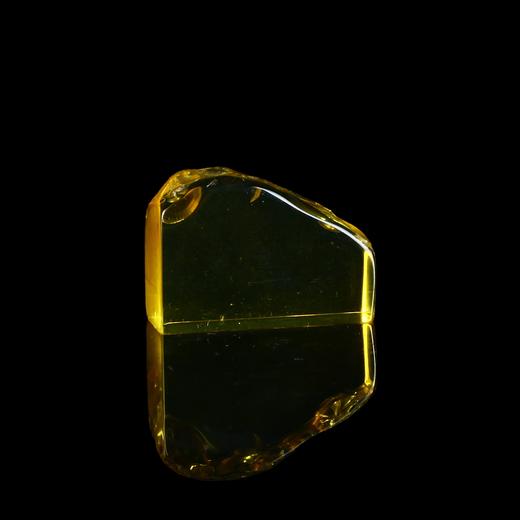 孤品17948天然琥珀带皮方章姓名章避邪收藏2.8*1.2*2.0cm 商品图2